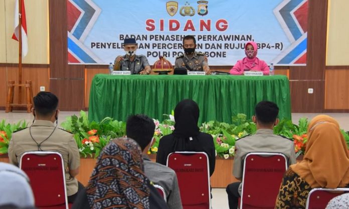 Tiga Anggota Polres Bone Ikuti Sidang Nikah