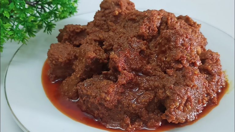 Resep Rendang Daging, Hidangan Ikonik dan Kaya Cita Rasa