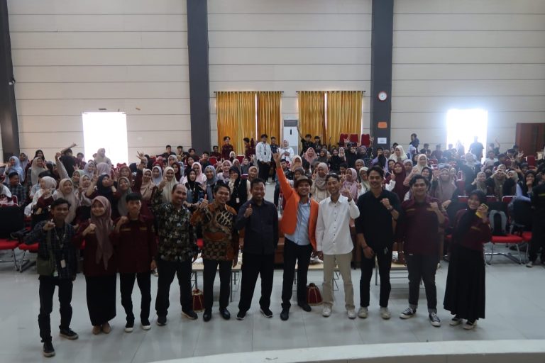 Pembukaan Pekan Ilmiah dan Olarahraga HMJ-EI gelar Seminar Nasional dengan Tema “Transformasi Menuju Indonesia Emas 2045: Generasi Muda Harus Apa?”