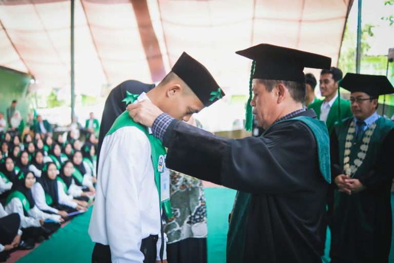 Rektor IAIN Bone Ingatkan Peserta PBAK Bangun Pola Pikir Kritis-Kontributif