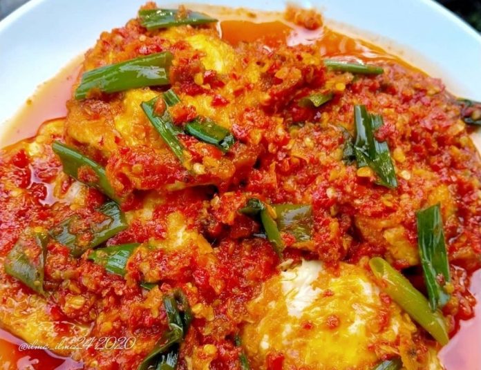 Resep Telur Ceplok Merah Merona