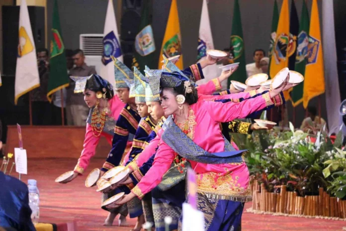 Tarian tradisional Sumatera Barat