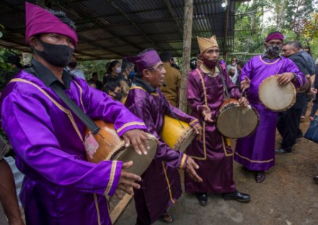 Alat Musik Tradisional Sulawesi Utara