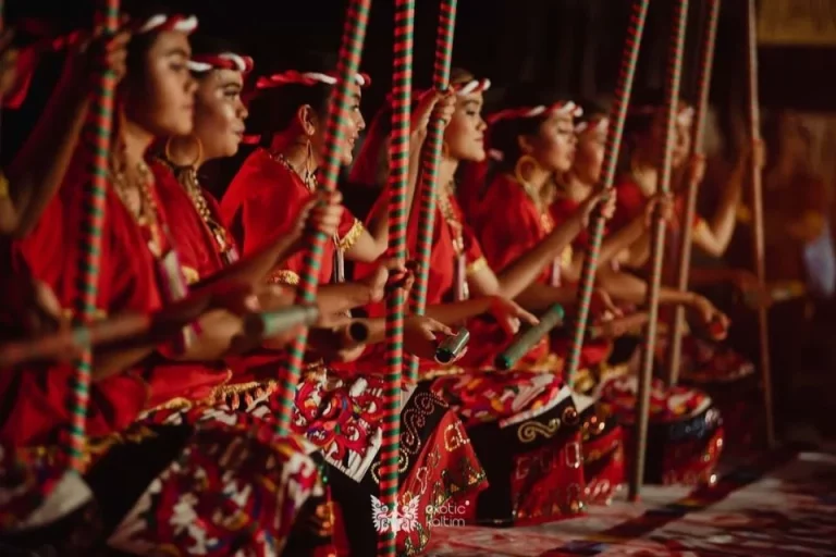 12 Tari Tradisional dari Provinsi Kalimantan Timur