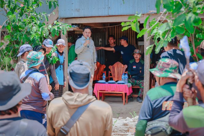 Bupati Barru, Ir. H. Suardi Saleh, M.Si, Ph.D (HC)