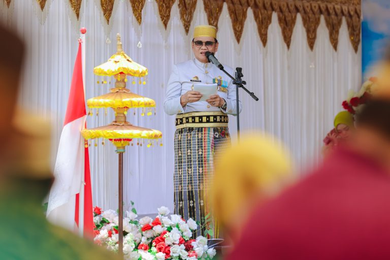 Bupati Barru Hadiri Gau Malebbi’na Kerukunan Rumpun Keluarga Wija La Massellomo di Saoraja Lapinceng