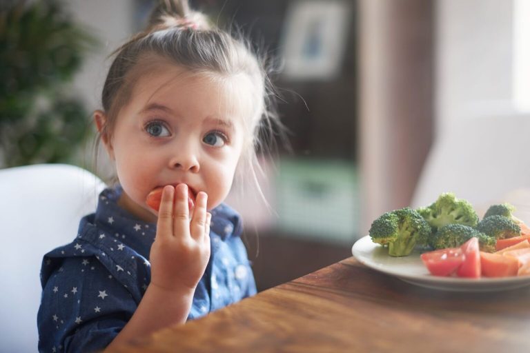 Anak Susah Makan? Ketahui Food Chaining dan Cara Melakukannya