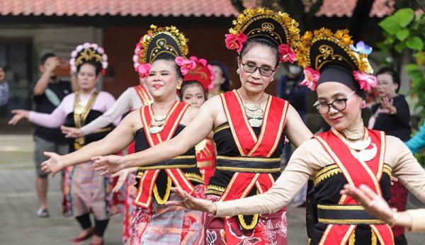 Tarian Tradisional Sulawesi Utara