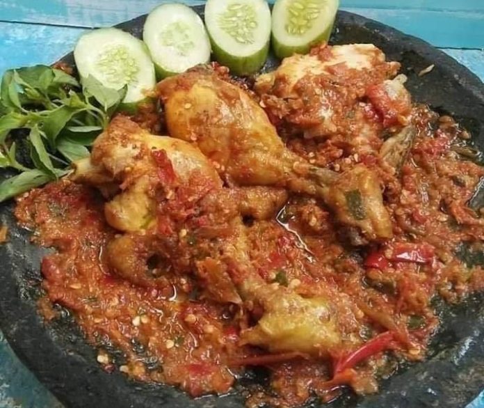 Resep Ayam Gepuk Sambal Terasi