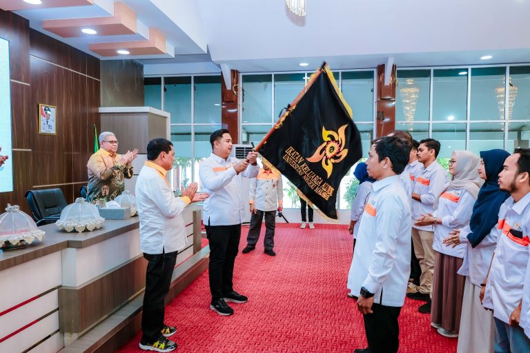 Bupati Barru Hadiri Pelantikan DPC IKA UNM Kabupaten Barru Periode 2024-2029