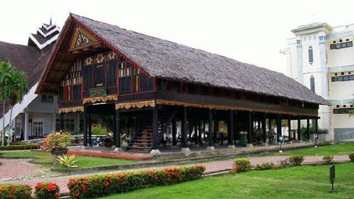 Rumah Krong Bade