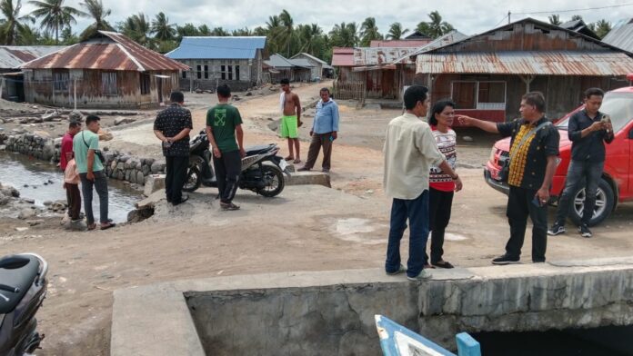 Fraksi Amanat Rakyat dan Komisi II DPRD Nagekeo Tinjau Dampak Banjir dan Longsor