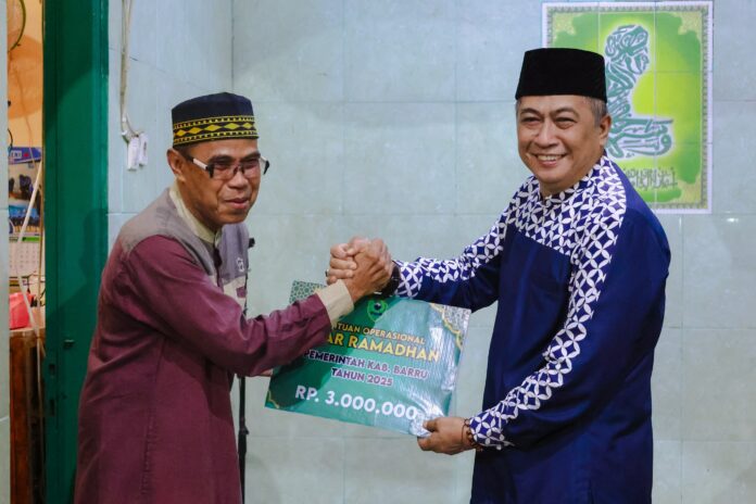 Wakil Bupati Barru, Dr. Ir. Abustan A. Bintang, M.Si kembali melanjutkan kegiatan Safari Ramadan 1446 H